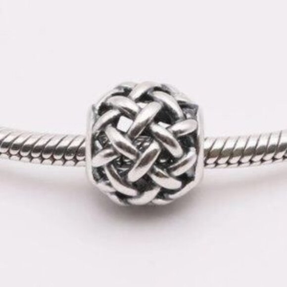 Authentic Pandora Forever Entwined Charm - Picture 3 of 5